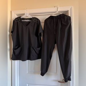 Women’s Scrub set- size XL
